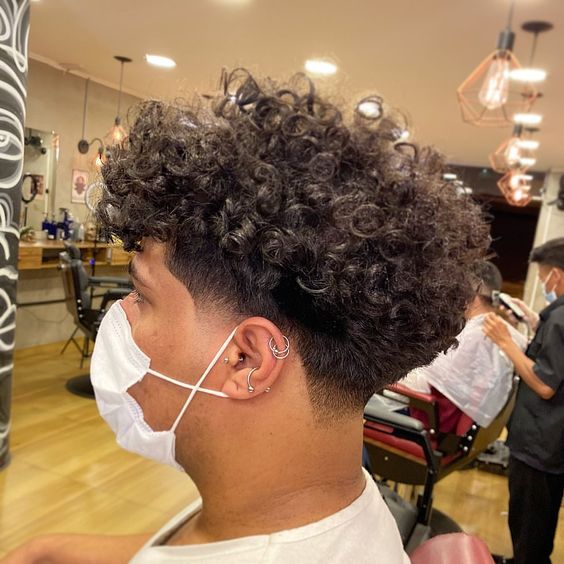 Low Taper Fade Curly Afro